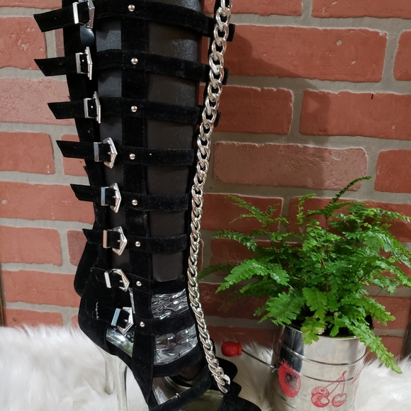 Alba platforms - Picture 2 of 7